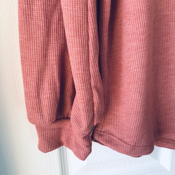 Brick Mini Thermal Hoodie - Picture 5 of 6